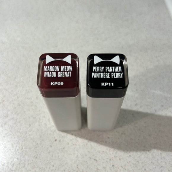 ✨COVERGIRL & KATY PERRY COLLABORATION✨ Katy Kat Matte Lipsticks - Set of 2 - Picture 3 of 4